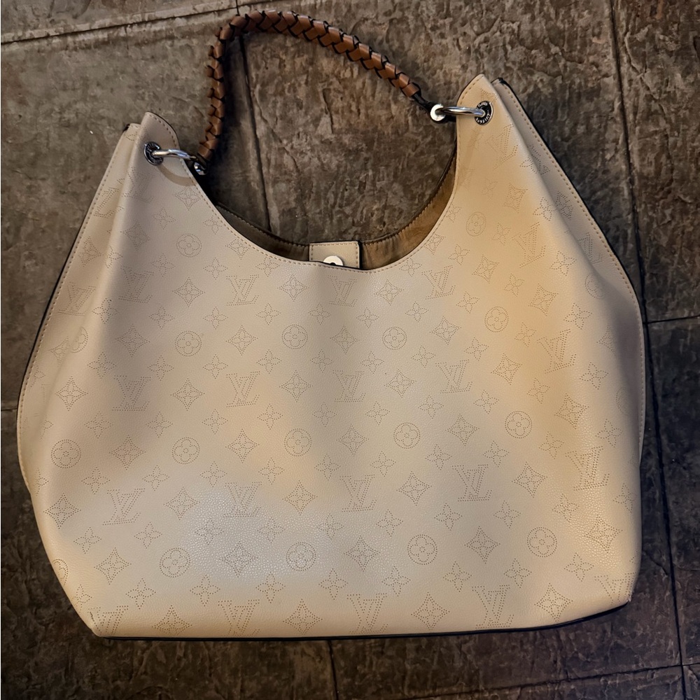 Designer-Inspired Beige Shoulder Bag with Braided Handle